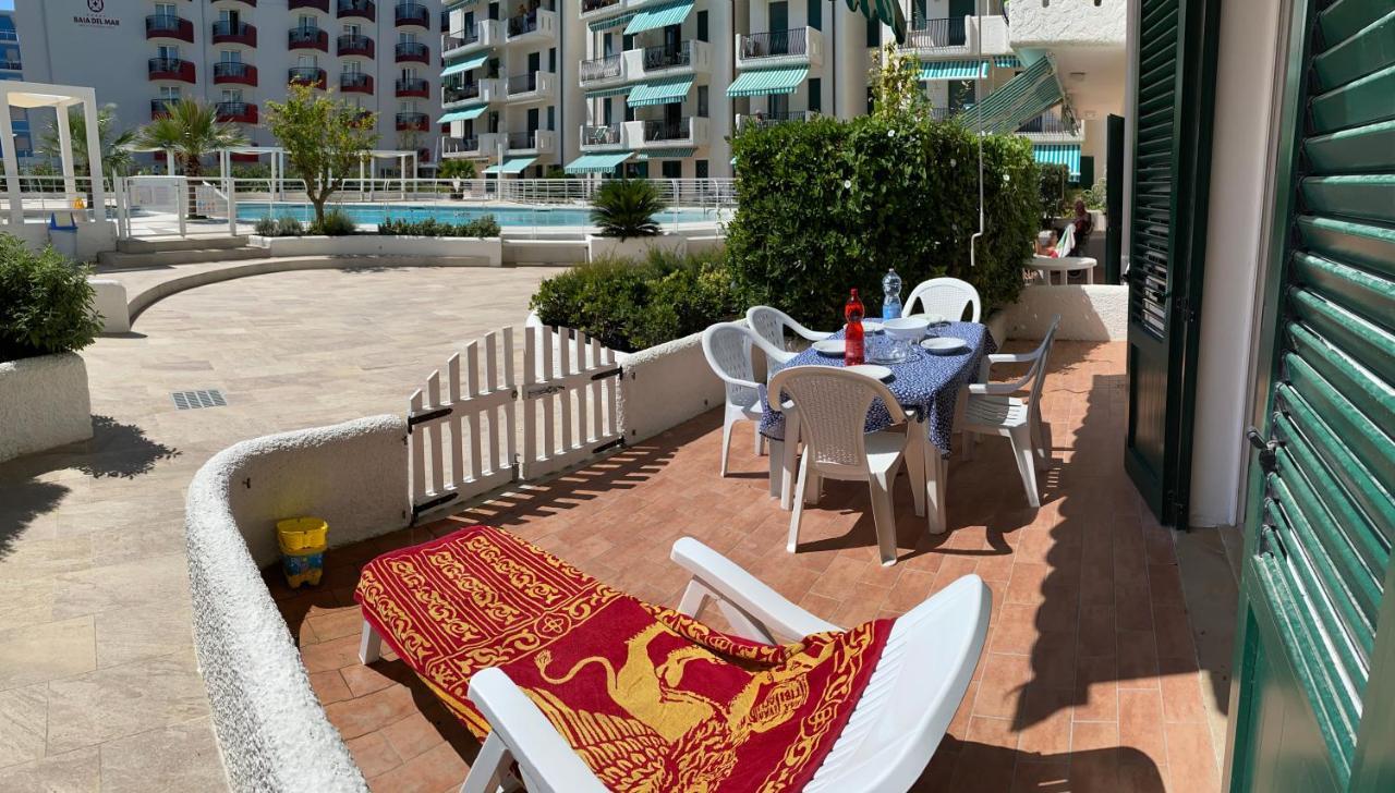 Residence El Palmar Fronte Mare, Fronte Spiaggia Lido di Jesolo Exteriör bild
