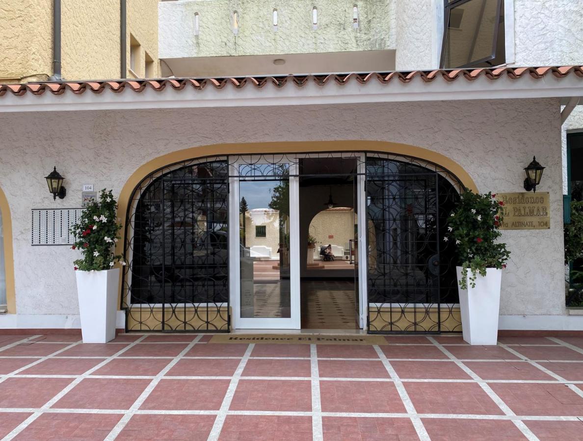 Residence El Palmar Fronte Mare, Fronte Spiaggia Lido di Jesolo Exteriör bild