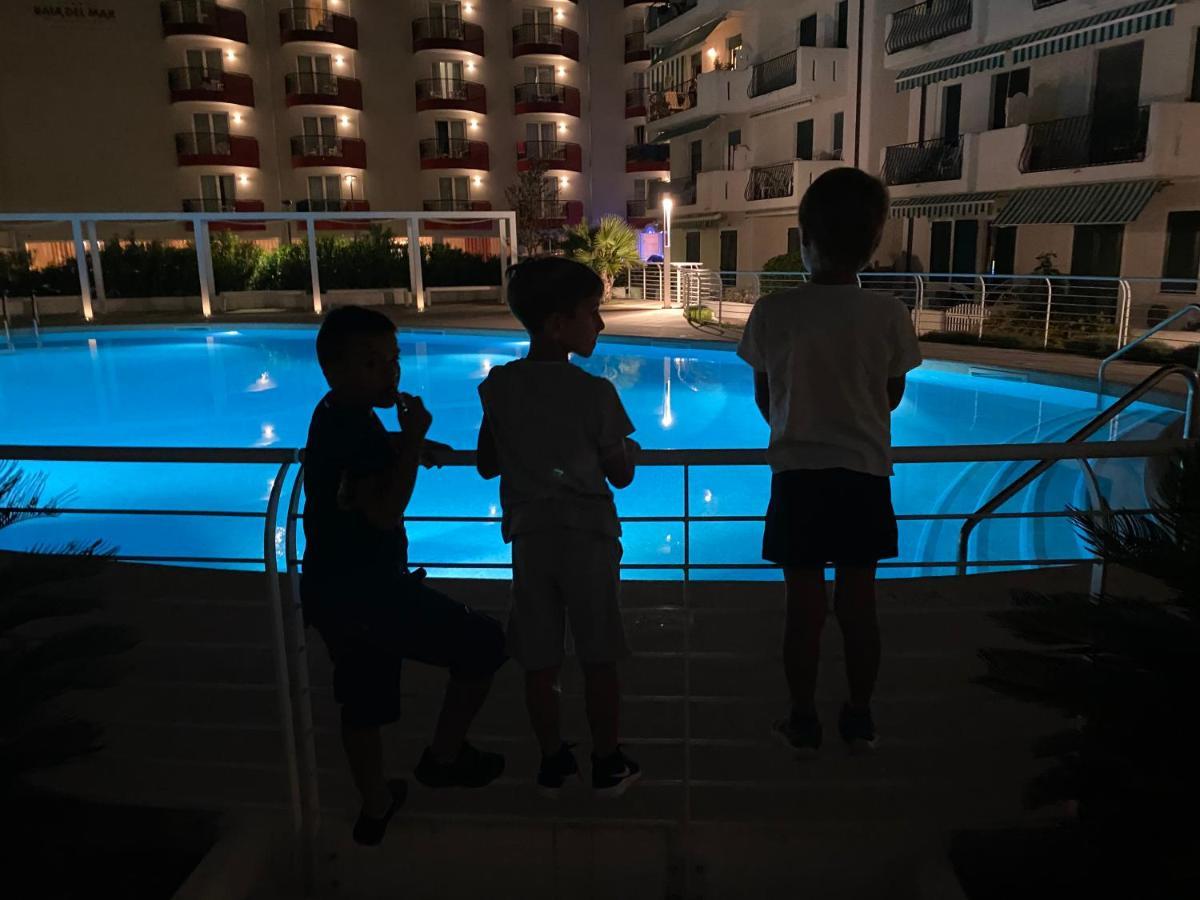 Residence El Palmar Fronte Mare, Fronte Spiaggia Lido di Jesolo Exteriör bild