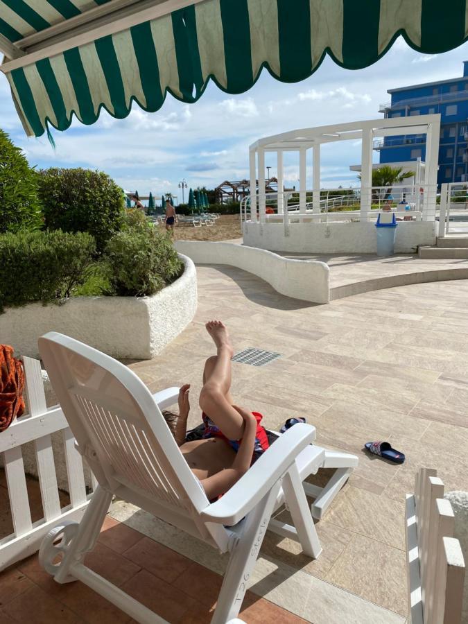 Residence El Palmar Fronte Mare, Fronte Spiaggia Lido di Jesolo Exteriör bild